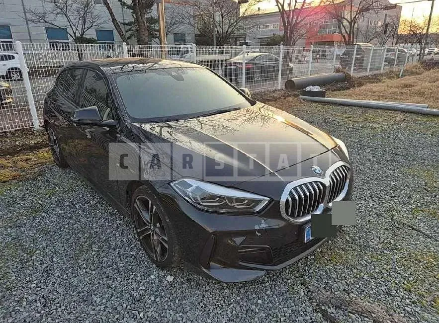 Photo 2 of 20: 2021 BMW 118d — Korean insurance auction