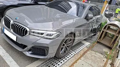 Photo 1 of 1: 2021 BMW 520i, VIN WBA11BH0XMWX35506 — Korean insurance auction