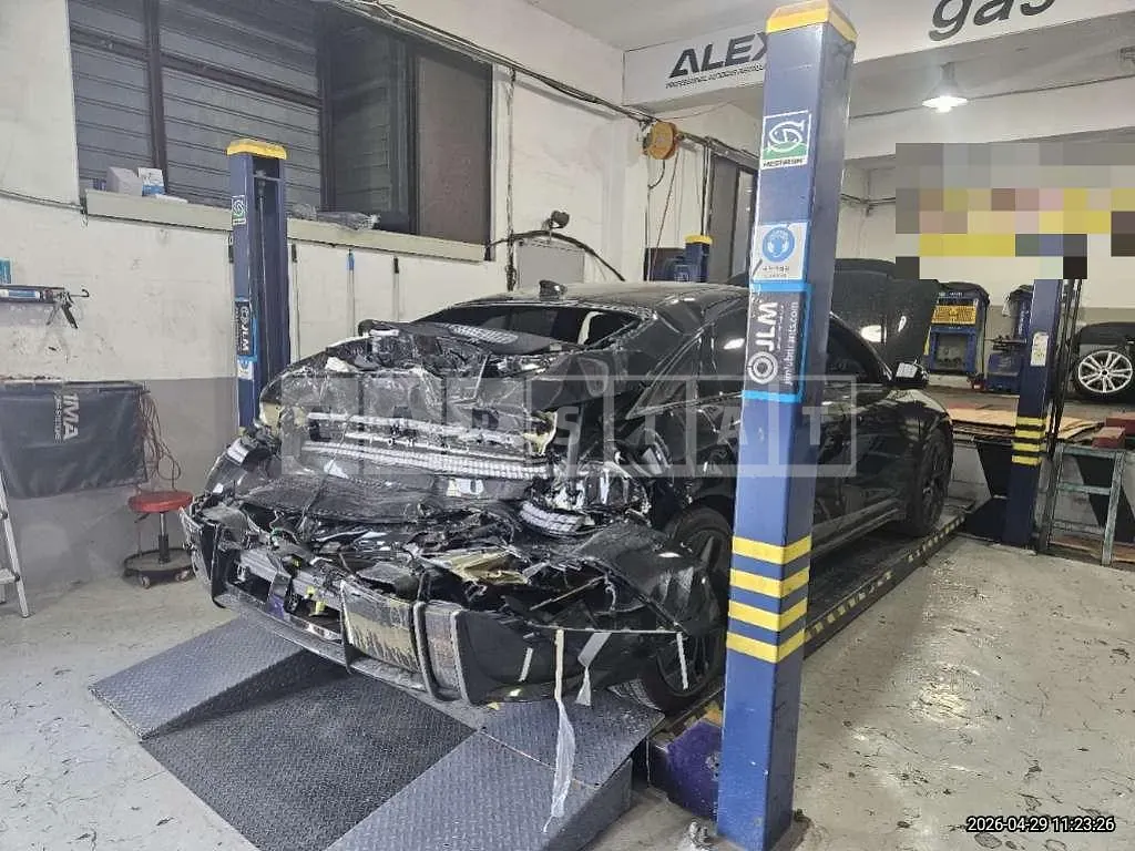 Photo 2 of 12: 2025 Hyundai IONIQ 6 Long Range AWD Electric Car — Korean insurance auction