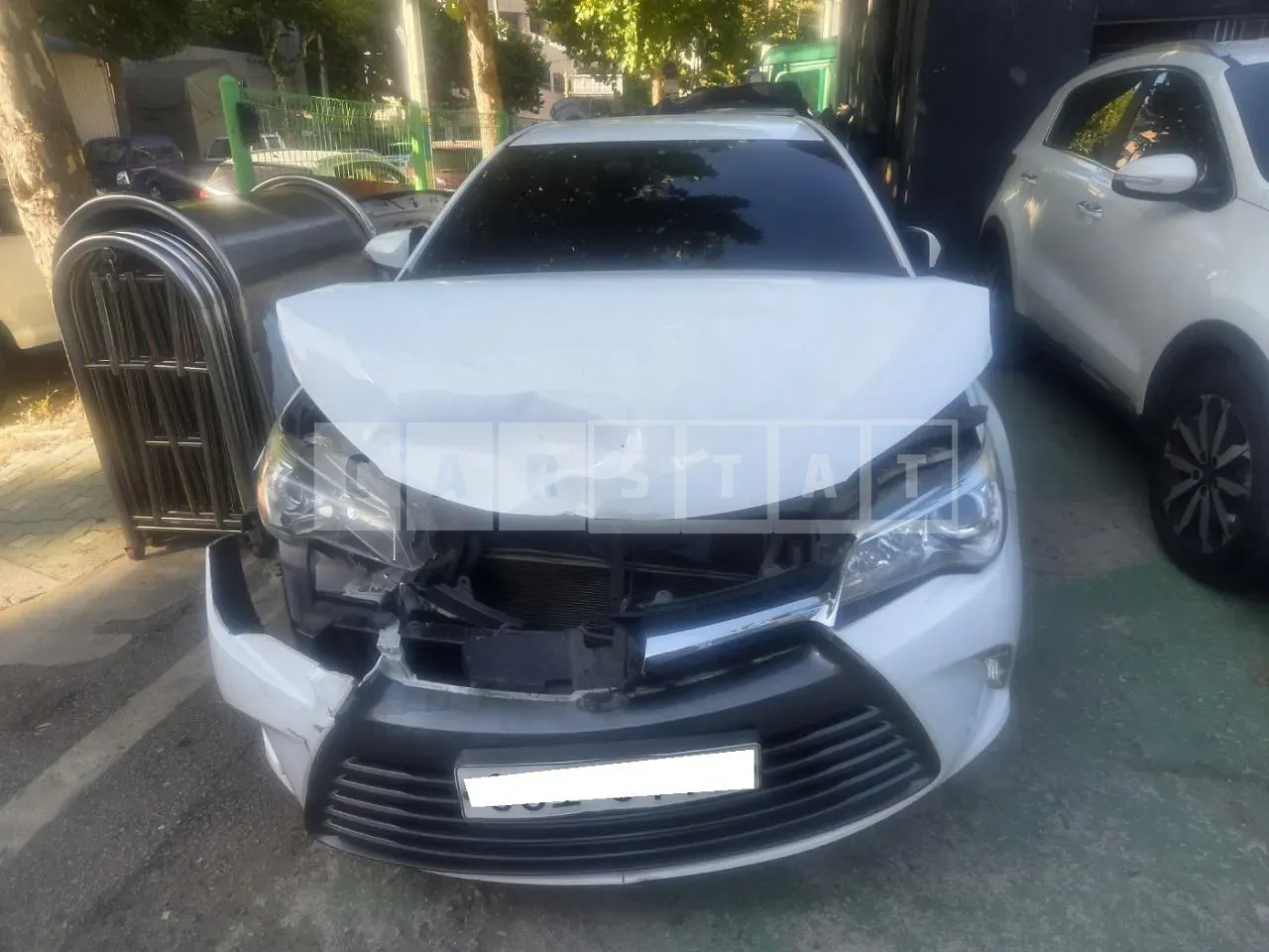 Photo 2 of 12: 2016 Toyota Camry Hybrid LE, VIN 4T1BD1FK0GU185662 — Korean insurance auction