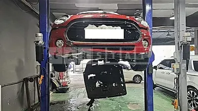Photo 1 of 12: 2018 MINI Cooper Five-Door — Korean insurance auction