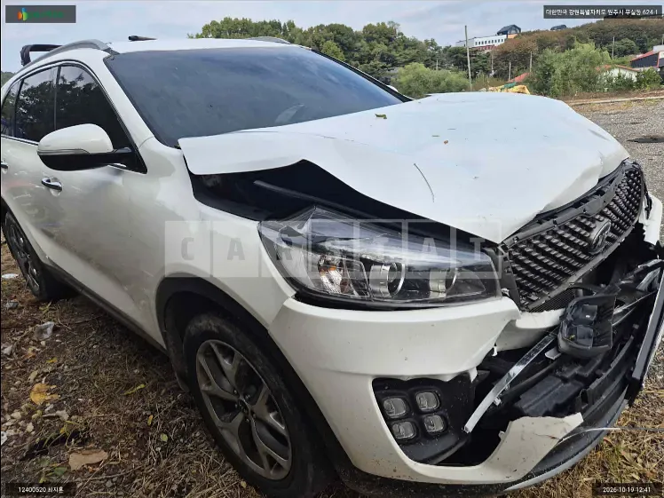 Photo 2 of 17: 2015 Kia Sorento, VIN KNAPS81ABGA150844 — Korean insurance auction
