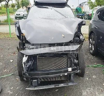 Photo 1 of 19: 2020 Kia Carnival — Korean insurance auction