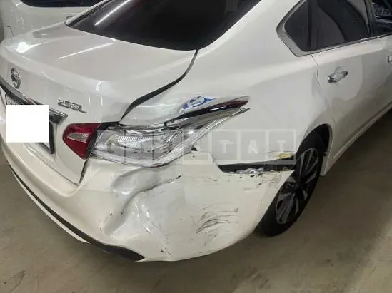 Photo 2 of 10: 2017 Nissan Altima 2.5 — Korean insurance auction