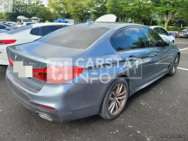 Photo 2 of 20: 2017 BMW 530i xDrive, VIN WBAJD9105HG477311 — Korean insurance auction