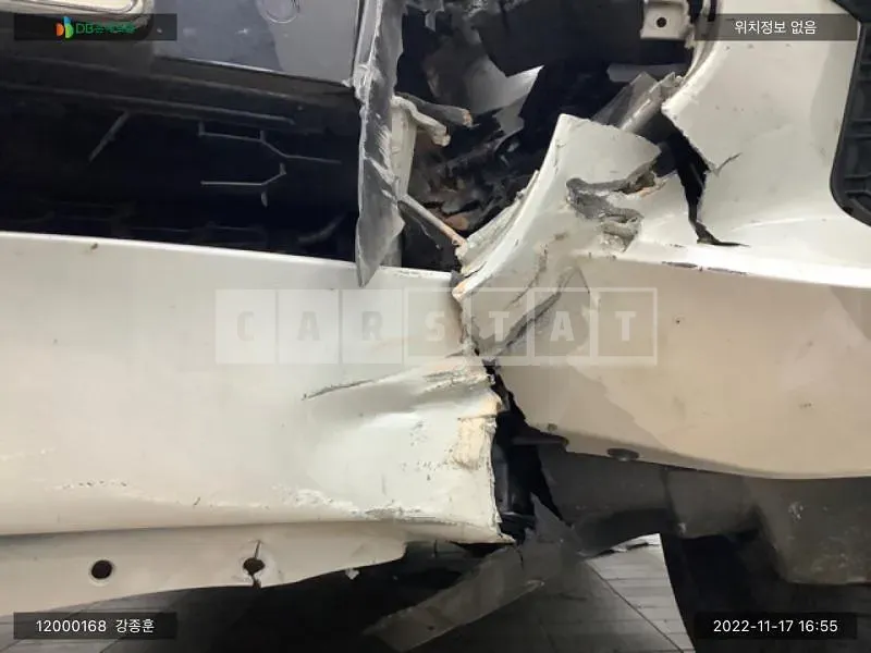 Photo 2 of 15: 2020 BMW X5 xDrive 45e, VIN WBATA6109M9E66846 — Korean insurance auction
