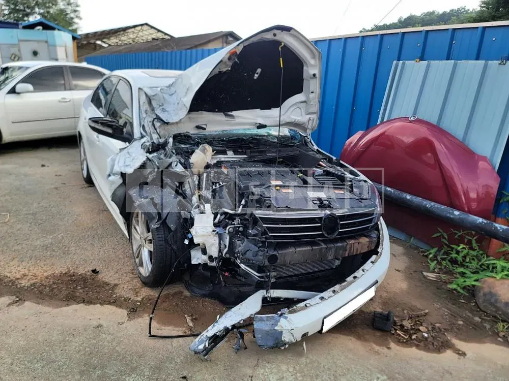 Photo 2 of 11: 2015 Volkswagen Jetta 2.0 TDI, VIN WVWZZZ16ZFM011918 — Korean insurance auction