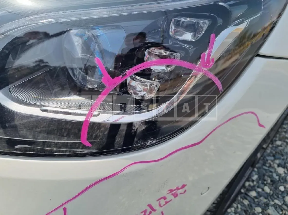Photo 2 of 2: 2018 Mercedes-Benz (parts) S400 d 4Matic L Headlamp — Korean insurance auction