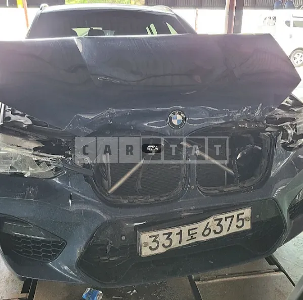Photo 2 of 10: 2019 BMW X4 xDrive30d, VIN WBAVJ5104KLP62745 — Korean insurance auction