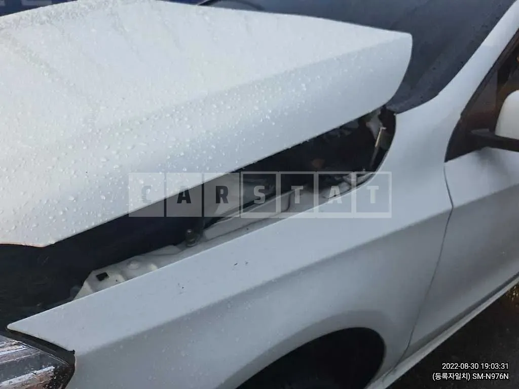 Photo 2 of 9: 2018 Mercedes-Benz A200, VIN WDDBF4DB6JJ600324 — Korean insurance auction