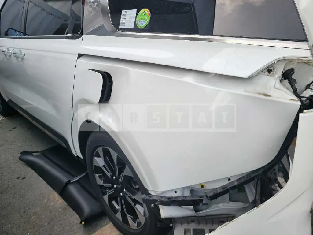 Photo 2 of 20: 2023 Kia Carnivals — Korean insurance auction