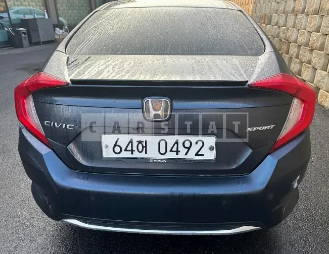 Photo 2 of 24: 2019 Honda Civic Turbo, VIN 19XFC1630KE300090 — Korean insurance auction