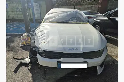Photo 1 of 50: 2025 Kia K5, VIN KNAG241JBSA057128 — Korean insurance auction