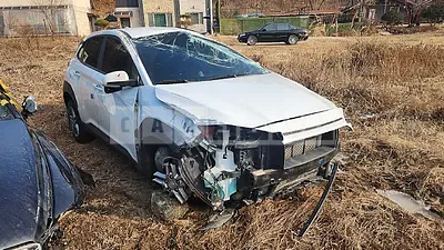 Photo 1 of 16: 2020 Hyundai Kona, VIN KMHK4815GLU653352 — Korean insurance auction