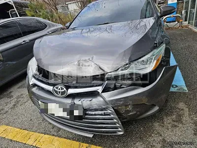 Photo 1 of 25: 2016 Toyota Camry — Korean insurance auction