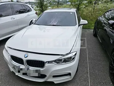 Photo 1 of 16: 2016 BMW 320i — Korean insurance auction
