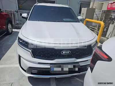 Photo 1 of 16: 2021 Kia Sorento — Korean insurance auction
