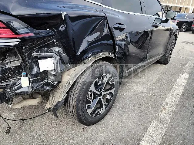 Photo 2 of 28: 2022 Kia Sportage, VIN KNAPX81GBPK033842 — Korean insurance auction