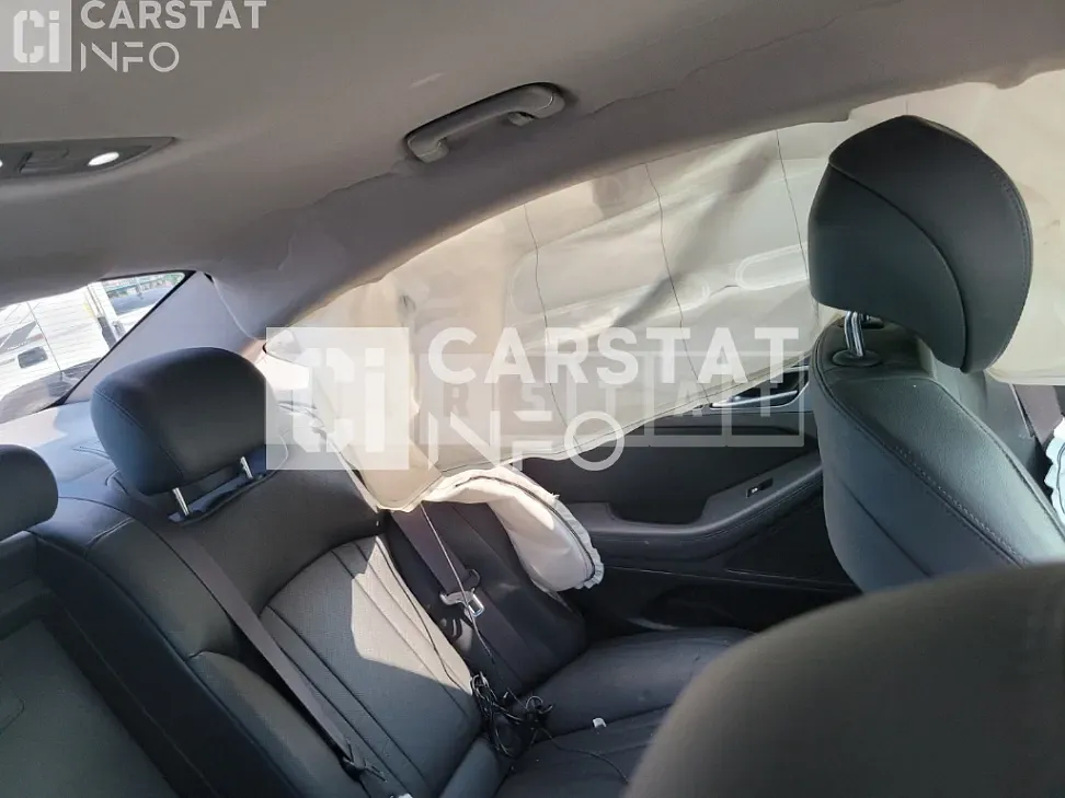 Photo 2 of 13: 2017 Genesis G80 3.3 — Korean insurance auction
