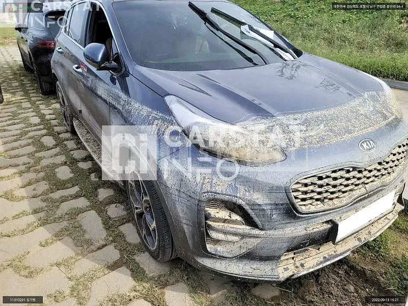 Photo 2 of 6: 2018 Kia Sportage, VIN KNAPP812GKK585426 — Korean insurance auction