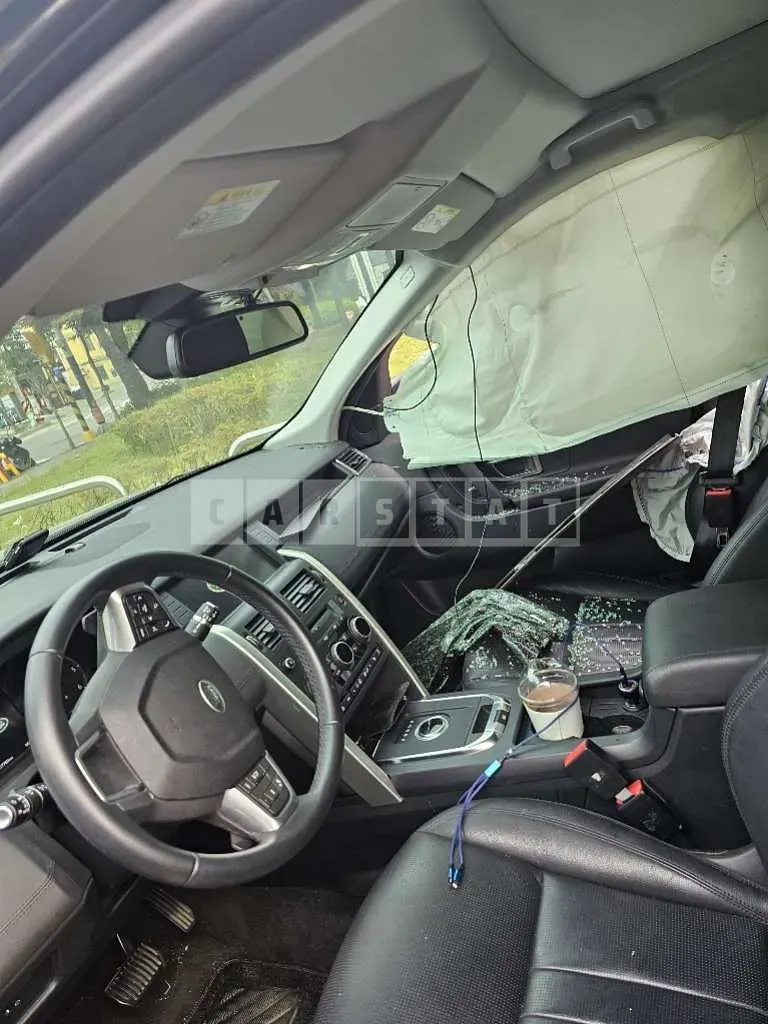 Photo 2 of 8: 2019 Land Rover Discovery Sports TD4 180PS — Korean insurance auction