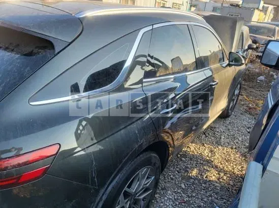 Photo 2 of 14: 2024 Genesis Hyundai GV70, VIN KMTMA81BBRU160181 — Korean insurance auction