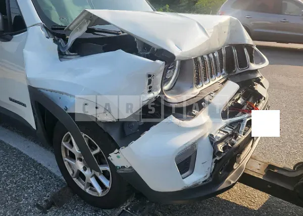 Photo 2 of 33: 2020 Jeep Zip Renegade 2.4 FWD — Korean insurance auction