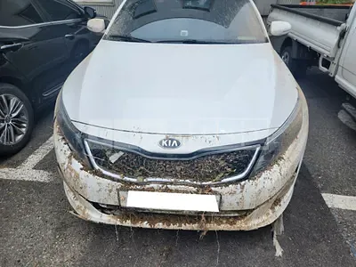 Photo 1 of 9: 2015 Kia K5, VIN KNAGN418BFA606392 — Korean insurance auction