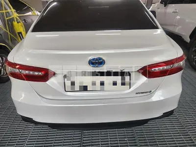 Photo 1 of 32: 2019 Toyota Camry Hybrid — Korean insurance auction