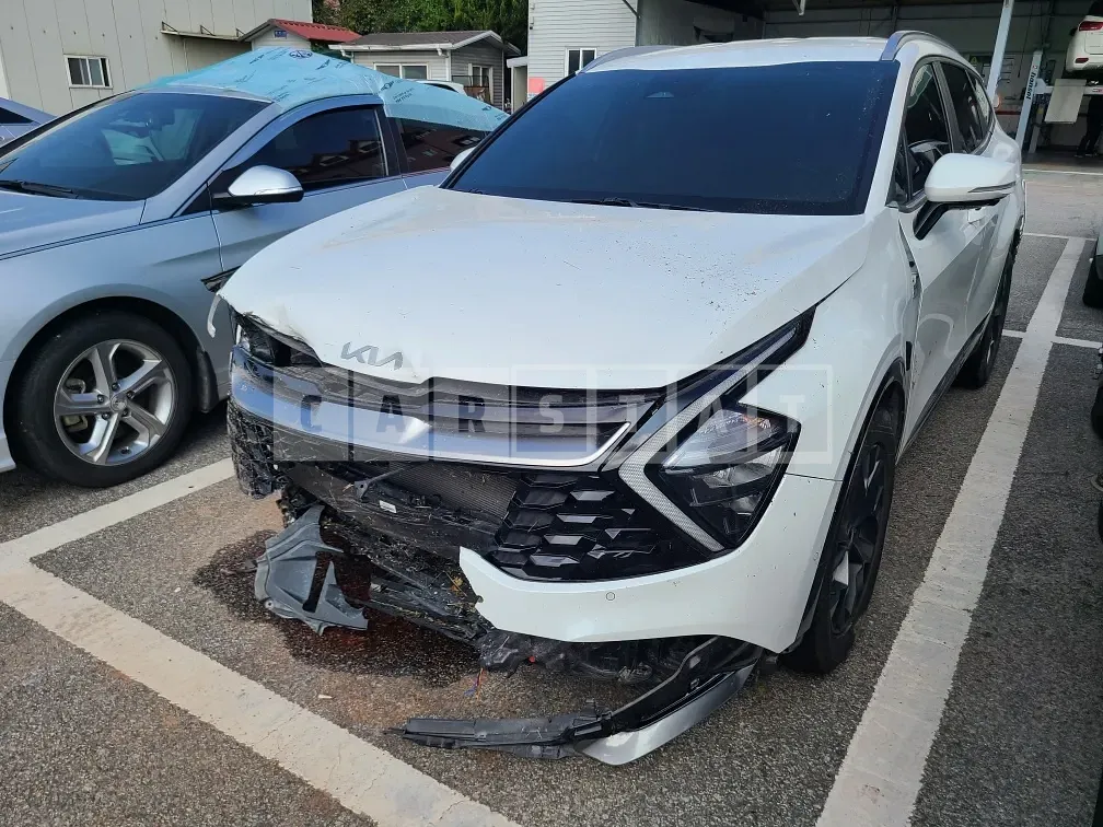 Photo 2 of 16: 2023 Kia Sportage — Korean insurance auction