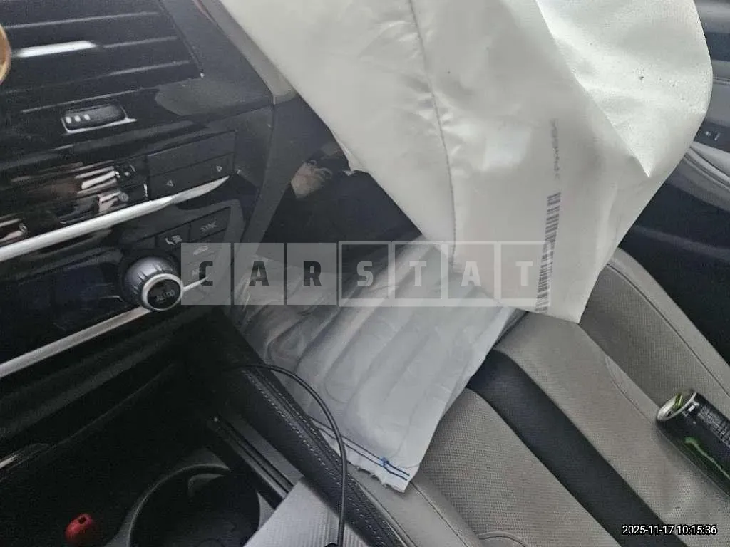 Photo 2 of 21: 2020 BMW M5 — Korean insurance auction