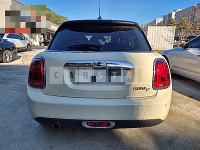 Photo 1 of 11: 2016 MINI Cooper D Five-Door — Korean insurance auction