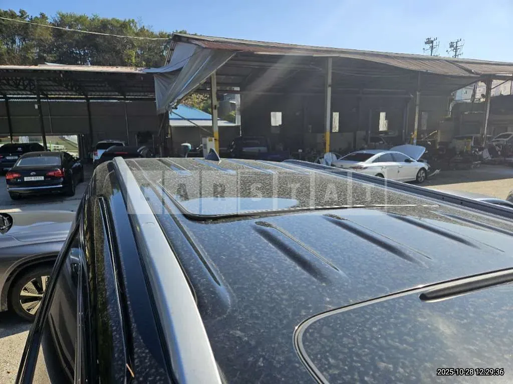 Photo 2 of 25: 2019 Kia Carnivals — Korean insurance auction