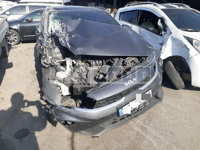 Photo 2 of 16: 2021 Kia Kz — Korean insurance auction