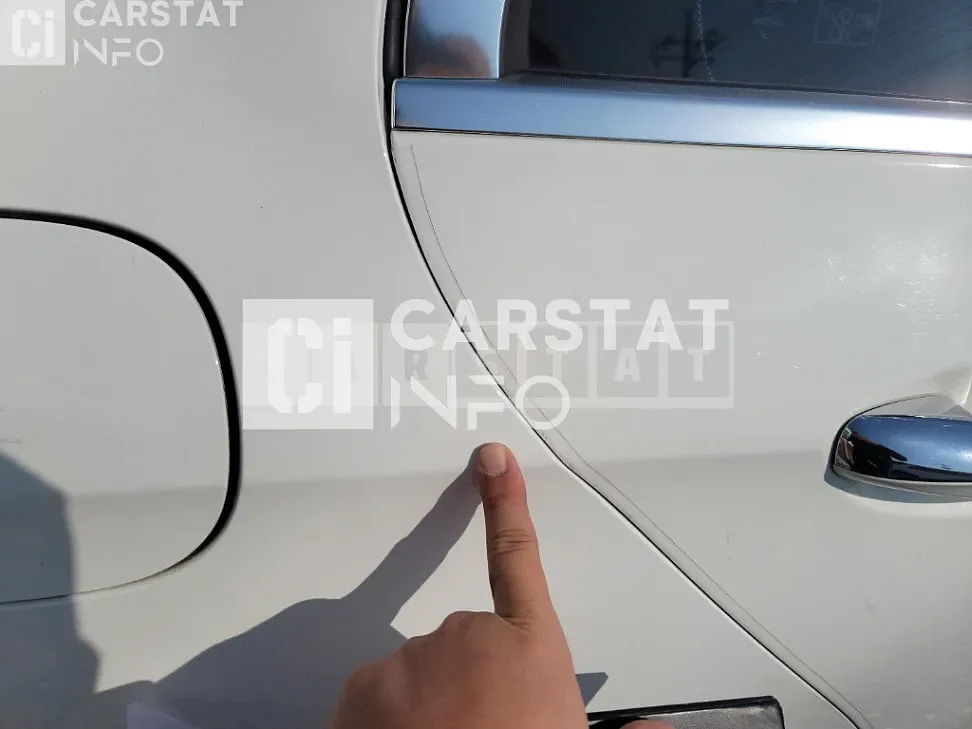 Photo 2 of 18: 2016 Mercedes-Benz E220 d Avantgarde (1,950CC) — Korean insurance auction