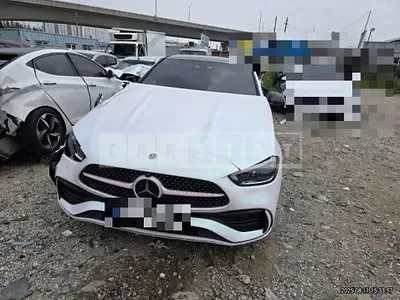 Photo 1 of 11: 2022 Mercedes-Benz C300 4Matic — Korean insurance auction
