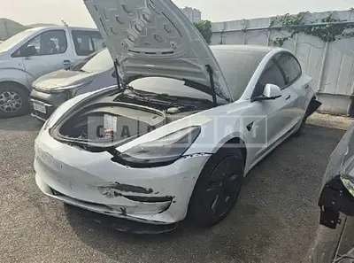 Photo 1 of 14: 2021 Tesla Model 3 LongRange — Korean insurance auction