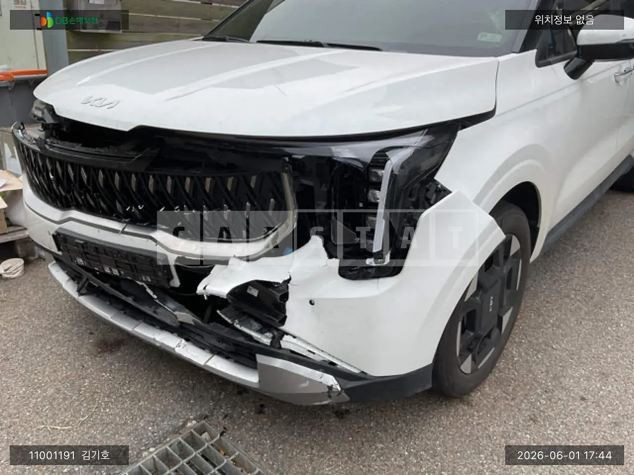 Photo 2 of 15: 2025 Kia Carnival, VIN KNANB81BBSS542069 — Korean insurance auction
