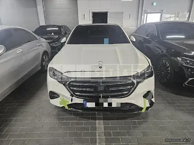 Photo 1 of 67: 2025 Mercedes-Benz E 300 4Matic — Korean insurance auction