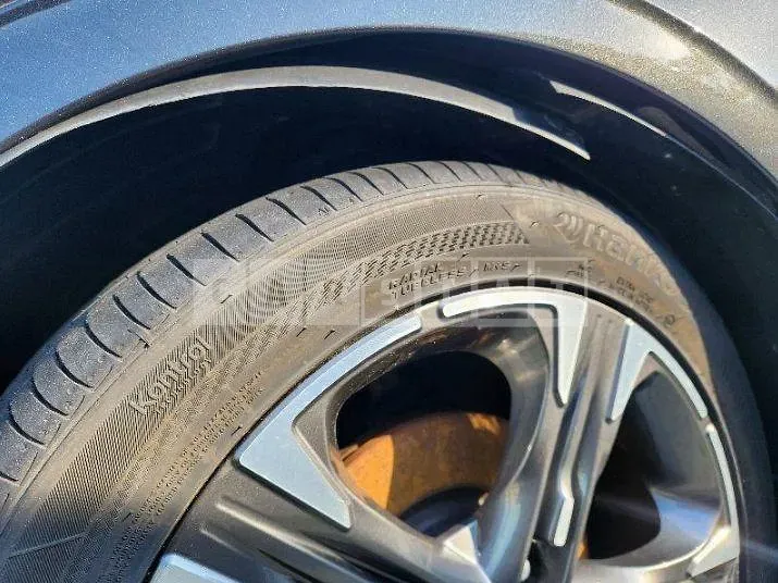 Photo 2 of 16: 2020 Kia K5 — Korean insurance auction