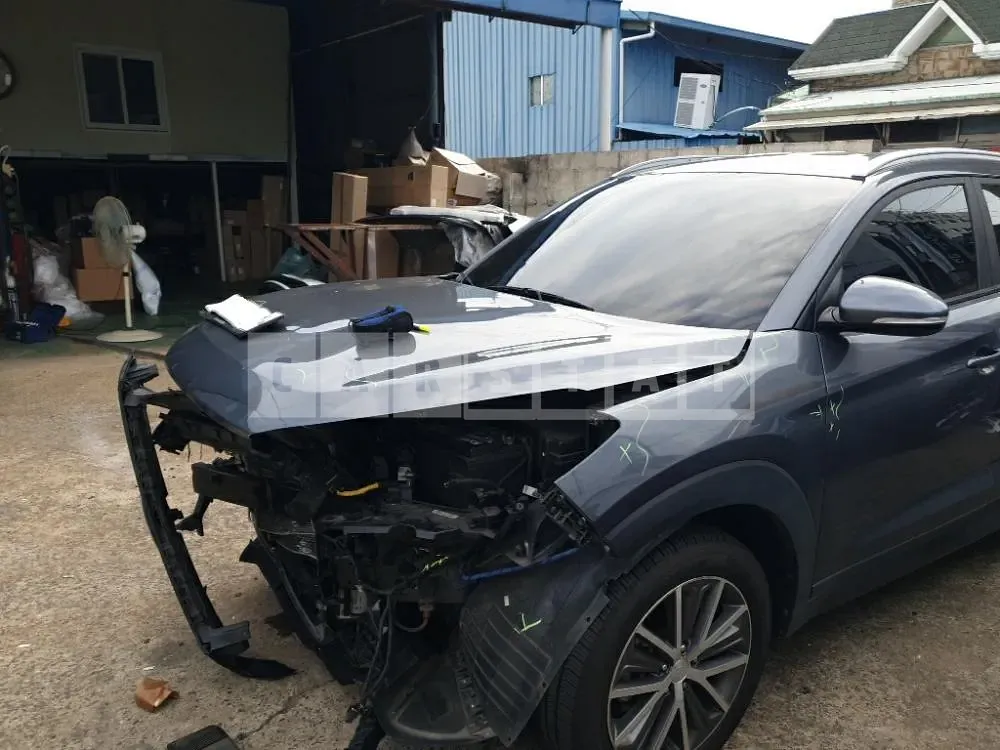 Photo 2 of 13: 2016 Hyundai Tucson, VIN KMHJ3815GGU190229 — Korean insurance auction