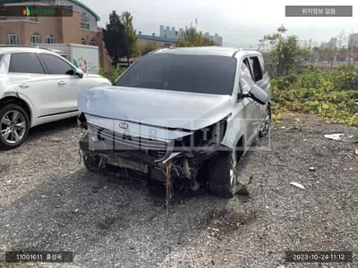 Photo 1 of 11: 2017 Kia Carnival, VIN KNAMC81ABHS340391 — Korean insurance auction