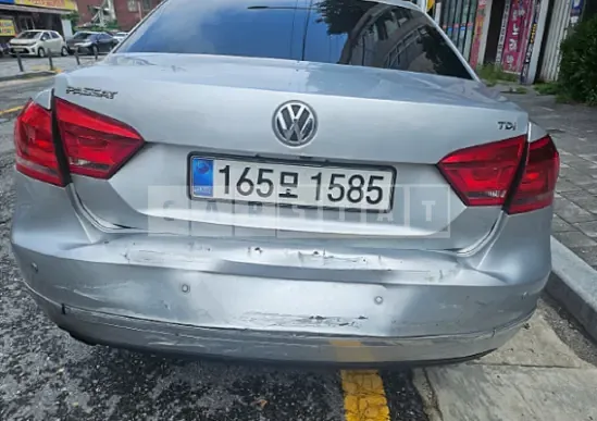 Photo 2 of 6: 2015 Volkswagen Passat 2.0 TDI — Korean insurance auction