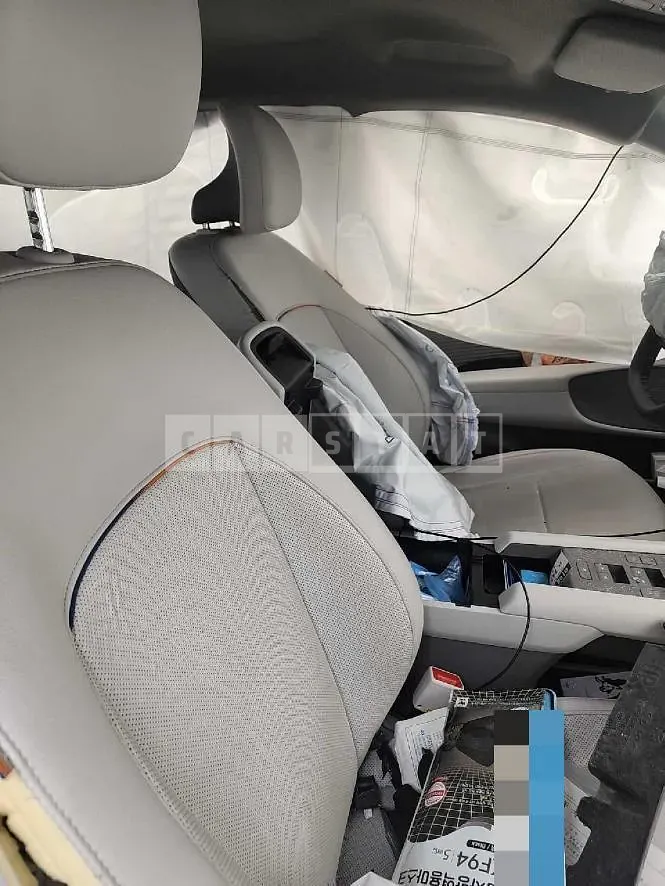 Photo 2 of 17: 2022 Hyundai IONIQ 6 Long Range — Korean insurance auction