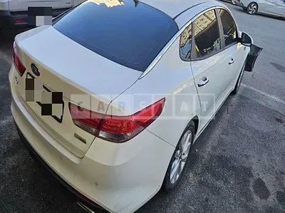 Photo 1 of 17: 2017 Kia K5 Diesel, VIN KNAGX415GHA172504 — Korean insurance auction
