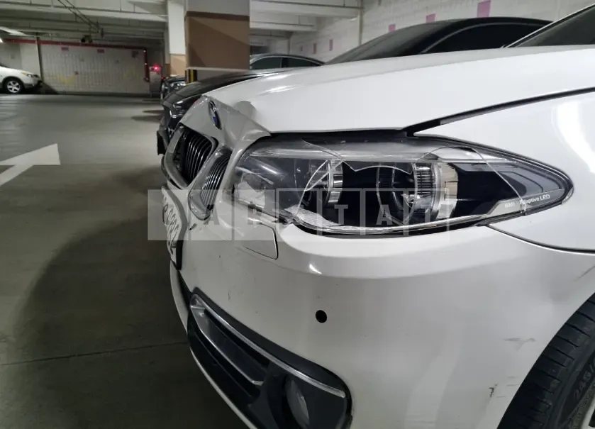 Photo 2 of 6: 2016 BMW 520d xDrive, VIN WBA5E7104GG158077 — Korean insurance auction