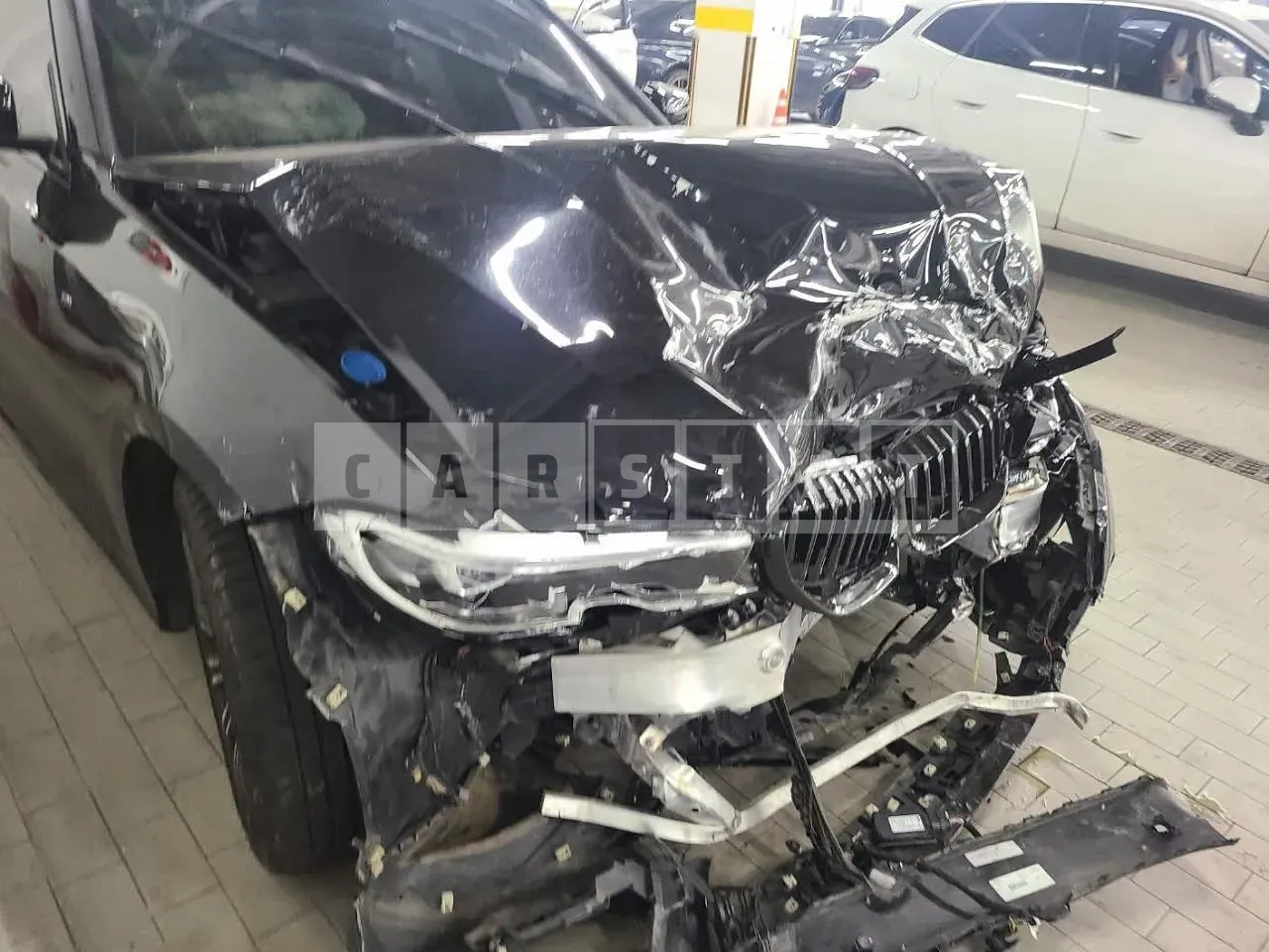 Photo 2 of 37: 2022 BMW 320i, VIN WBA5X5104NFM28233 — Korean insurance auction