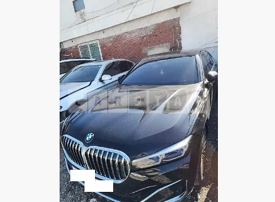 Photo 2 of 10: 2020 BMW 730d xDrive Designpure EXCELLENCE(20), VIN WBA7S4109LBM59256 — Korean insurance auction
