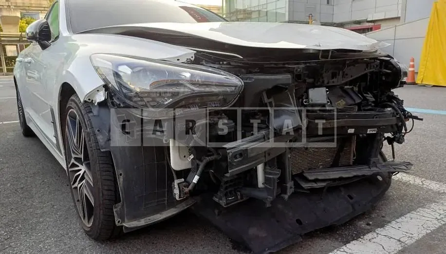 Photo 2 of 20: 2021 Kia Stinger 2.5 — Korean insurance auction