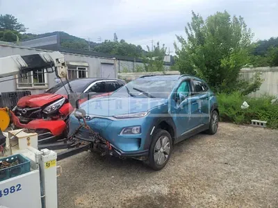 Photo 1 of 10: 2019 Hyundai Kona Electric, VIN KMHK381GFKU045359 — Korean insurance auction